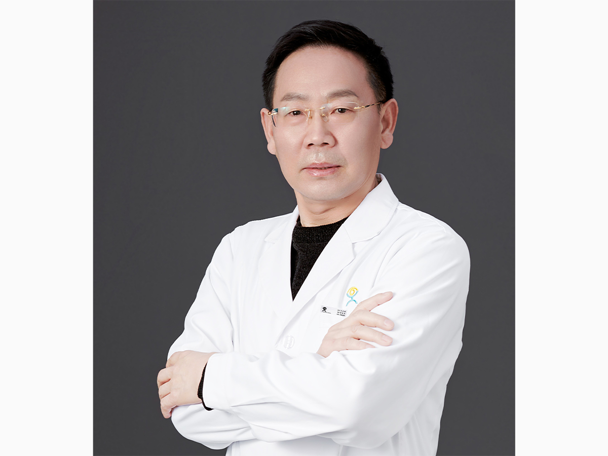 王从毅：屈光晶体与白内障手术资深专家