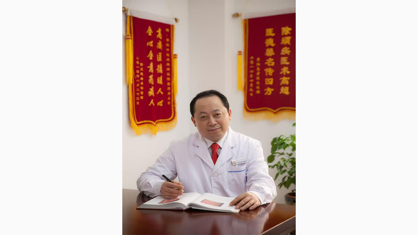 吕绍先 主任中医师 —— 军医出身四十载 | 疑难杂症辨证深