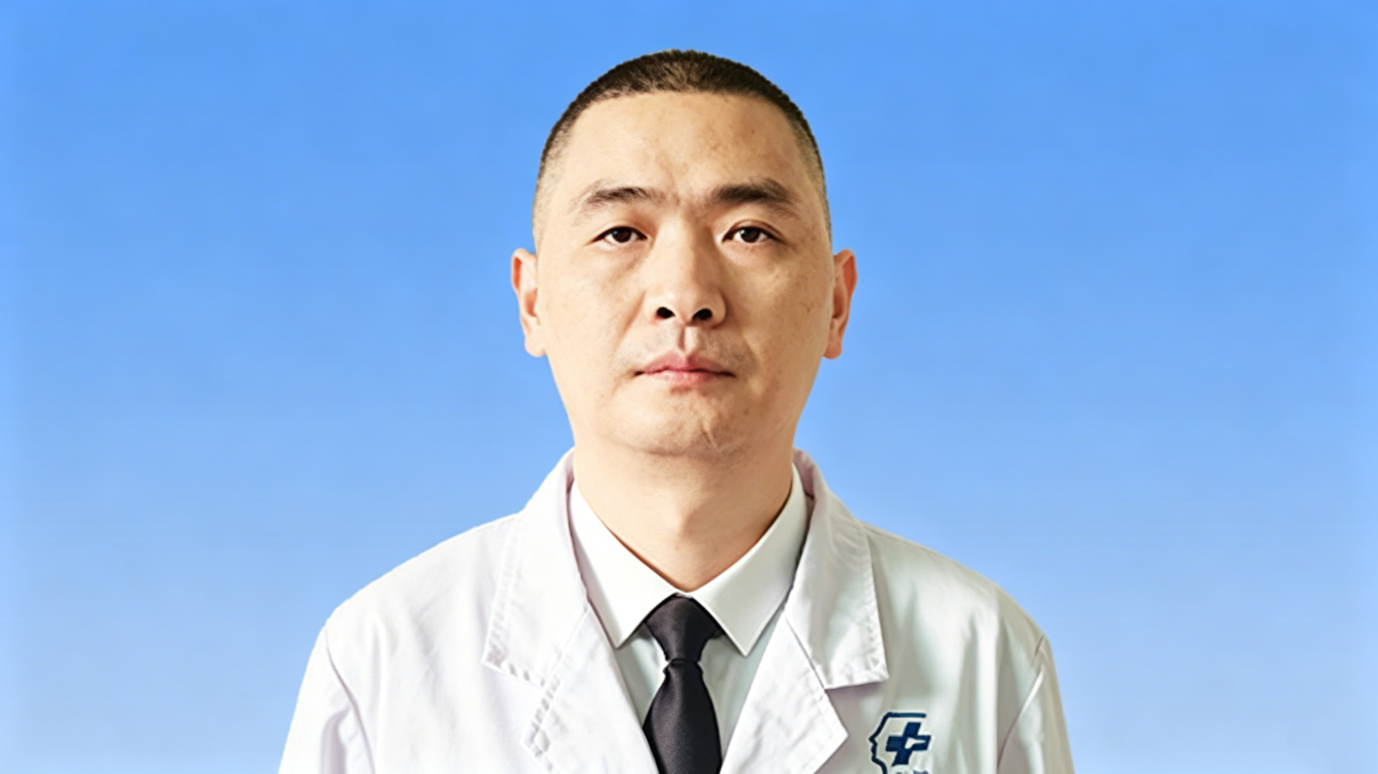 胡亮