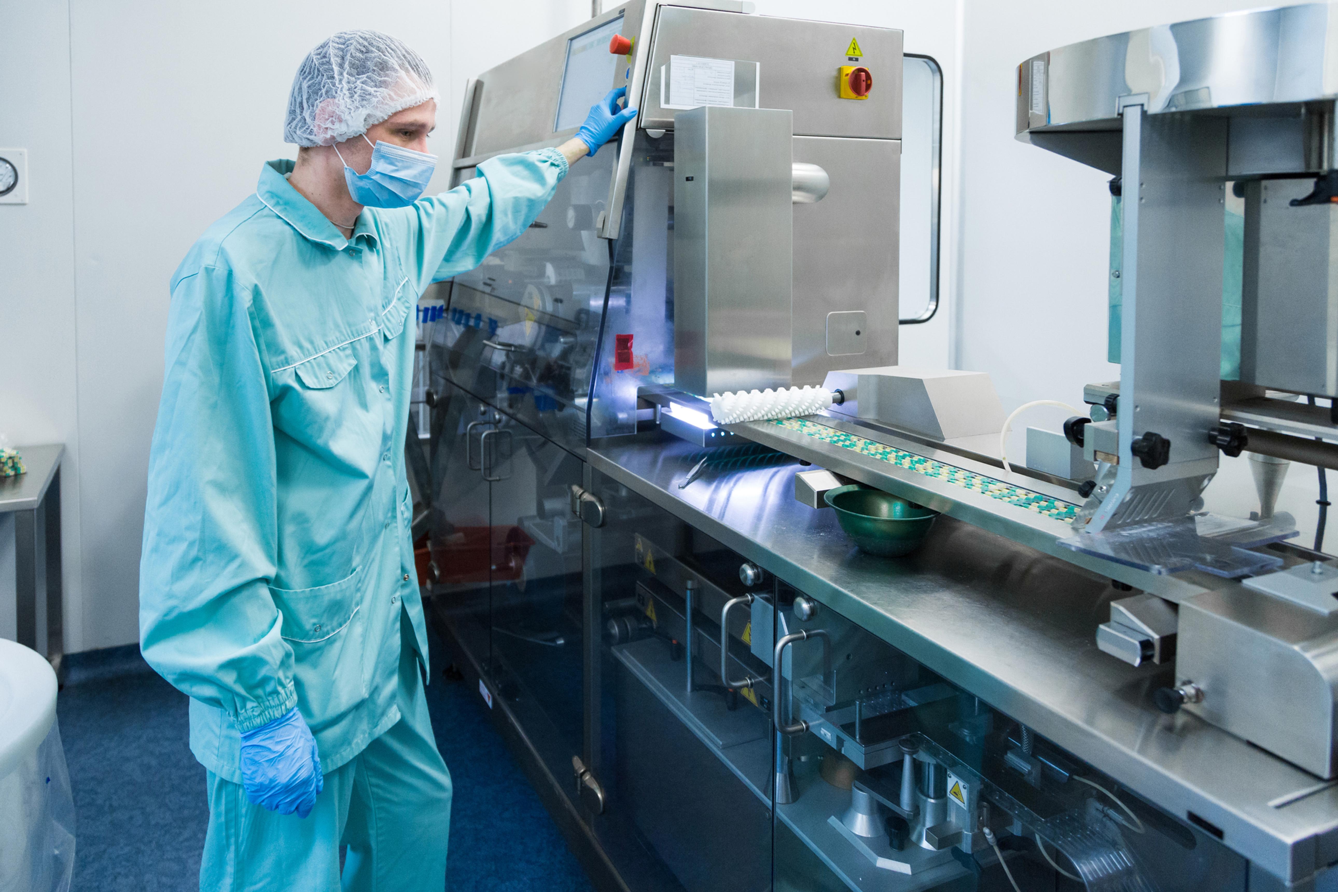 How to Choose a Tablet Press Machine? A Complete Guide for Pharmaceutical Manufacturers