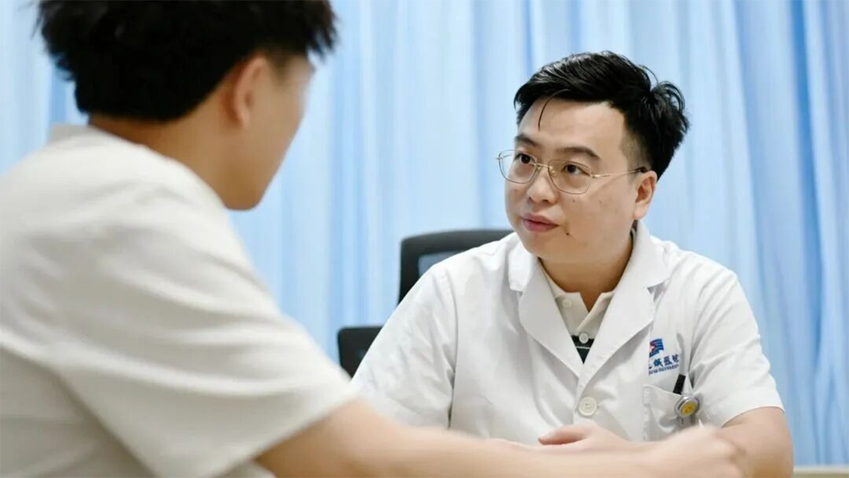 手指 “筋” 断了接上还能动吗？重庆长城骨科医院肌腱修复诊疗介绍