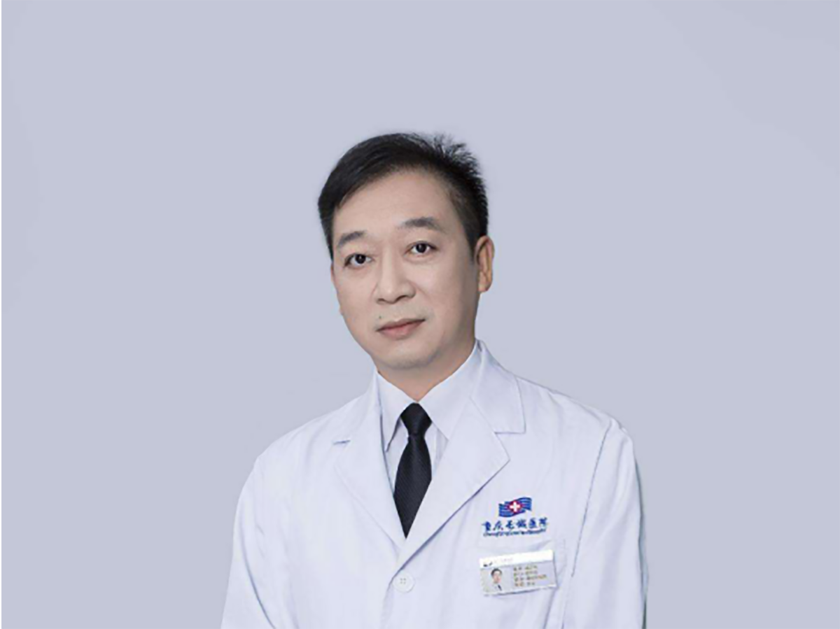 成正华：副主任医师，显微外科中心医师