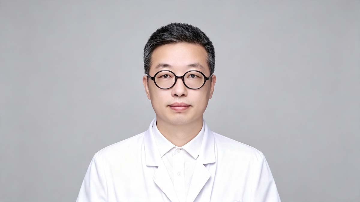 马炬钰 副主任医师 —— 骨松专病精管理 | 全周期护骨健康