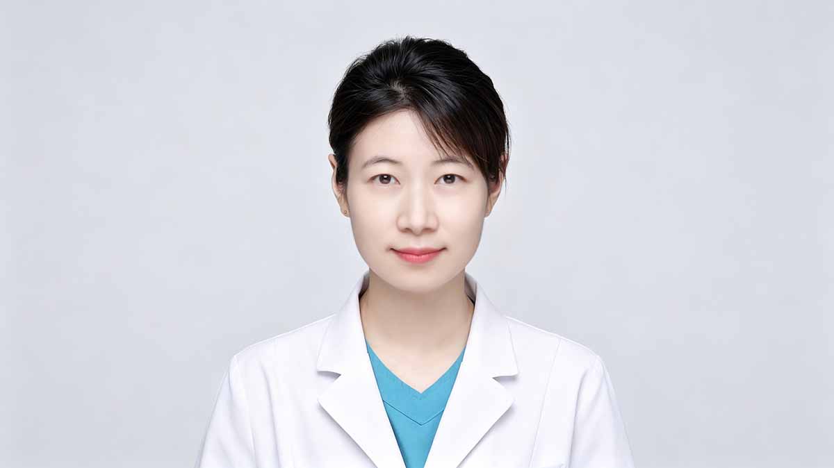 秦婷婷 疼痛科主诊医师 —— 找对痛因，分层治痛
