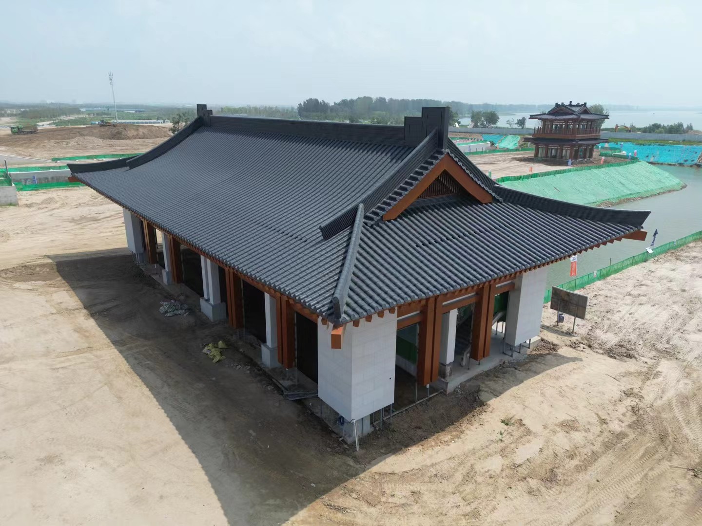 雄安南河水闸景观工程仿古铝瓦案例