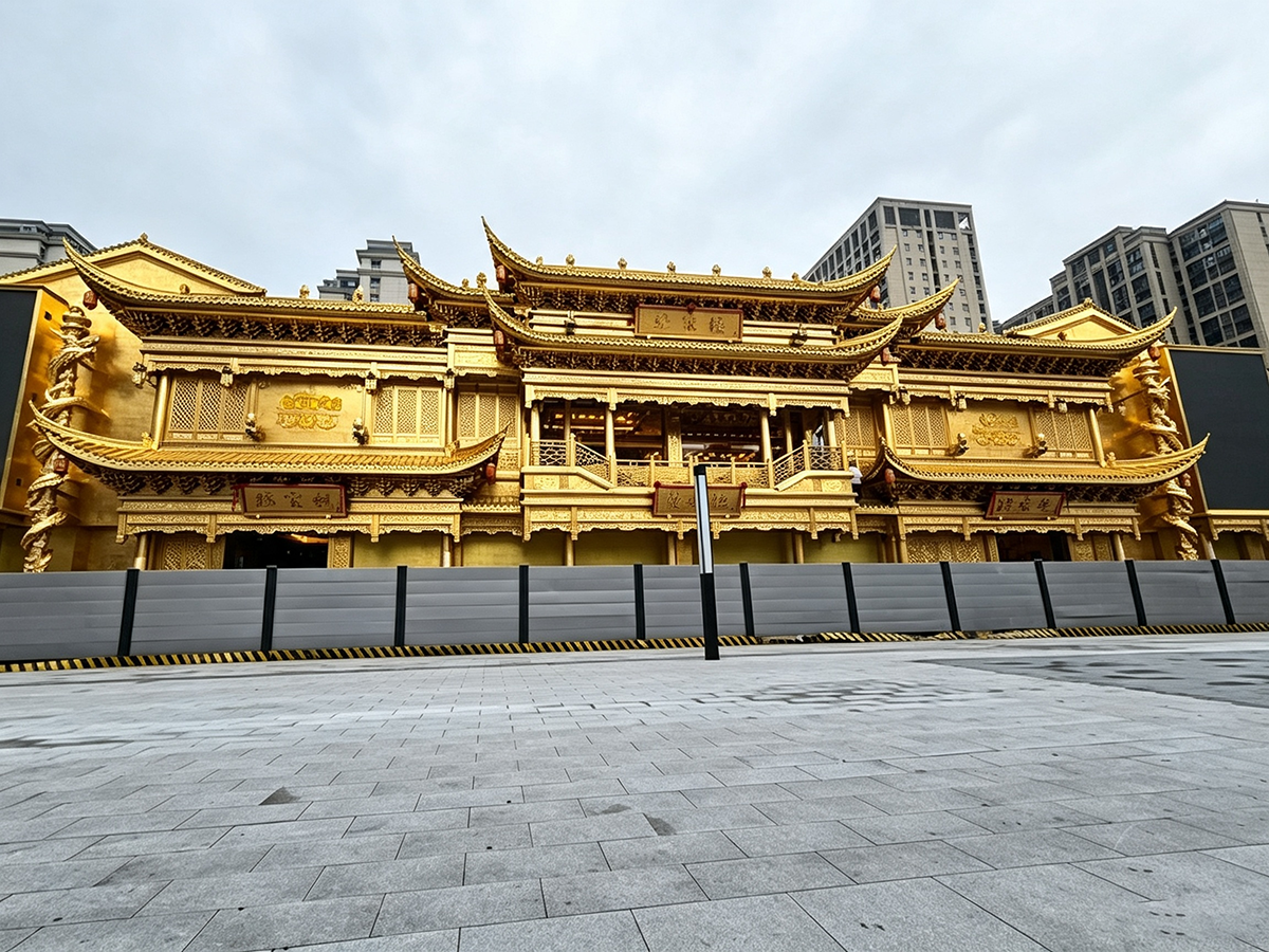 湖南铝合金黄金楼全铝古建工程——传统古建形制与现代铝构工艺的融合实践