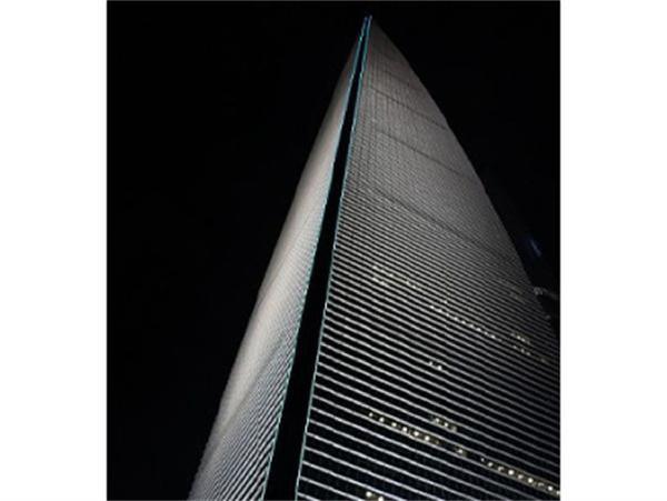 超高层地标背后的“垂直生命线”：从上海环球金融中心看现代建筑供电技术的尖端 | 远东电缆深度解析