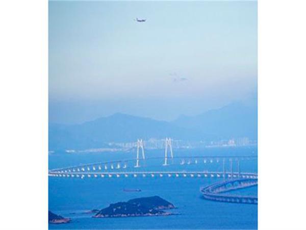 横跨仃洋的电力大动脉：港珠澳大桥背后的线缆技术与行业启示录